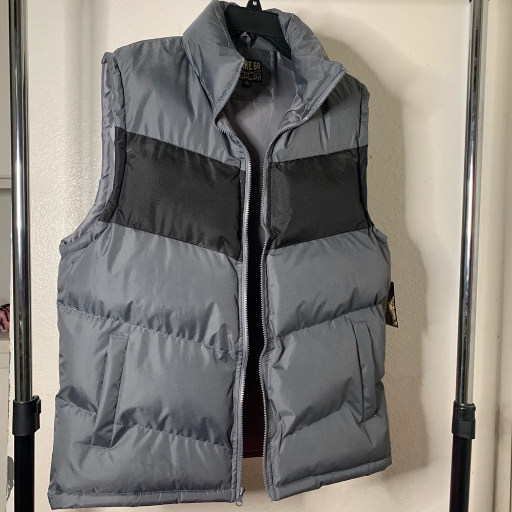Store 69 Gray and Black Gilet